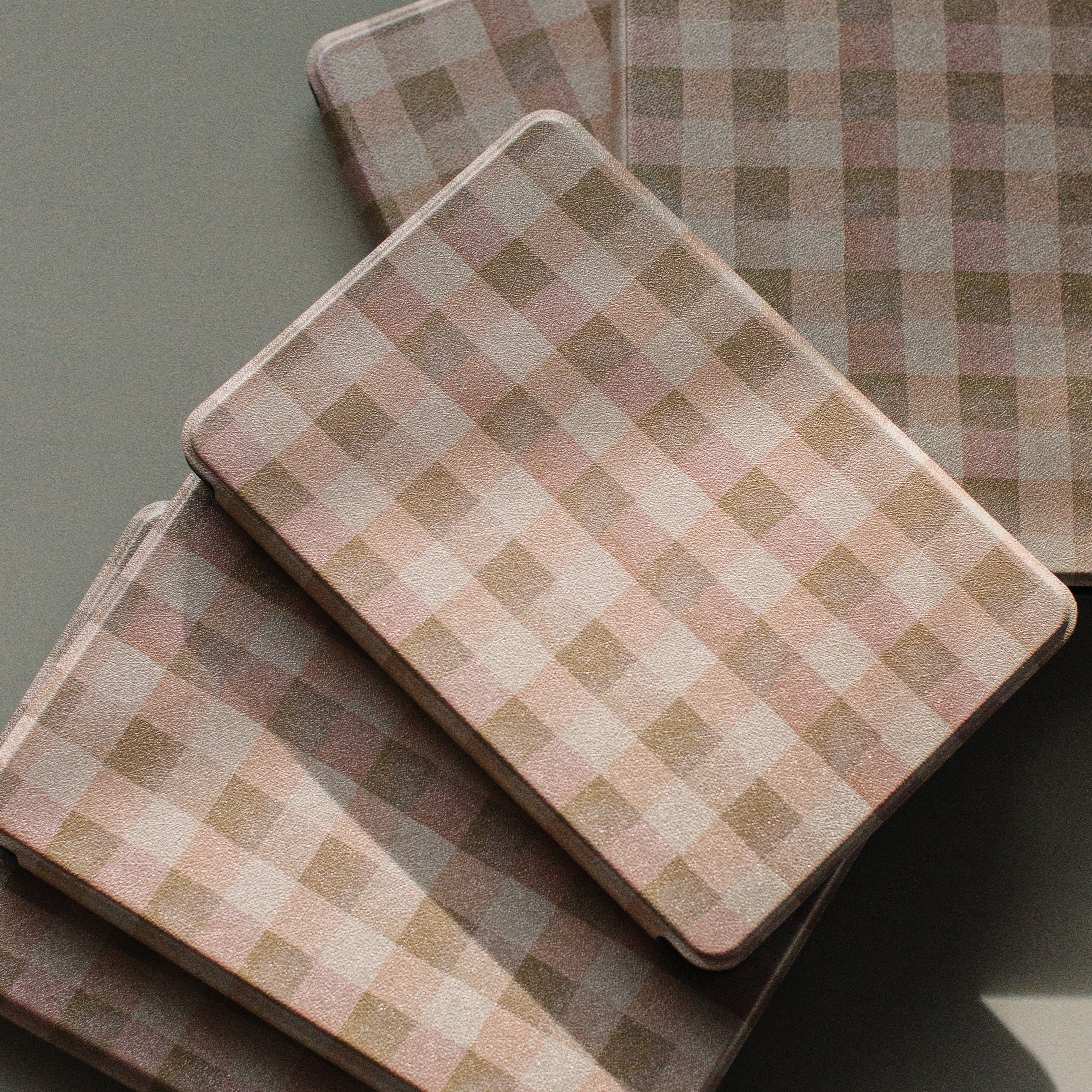 Picnic Plaid • Kindle Case - Image 4